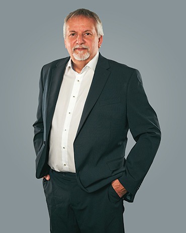 Oliver Hartmann